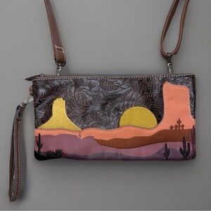 Justin Boots Crossbody Bag Wristlet Purse Southwest Desert Embroidered 🏜🌵 Boho